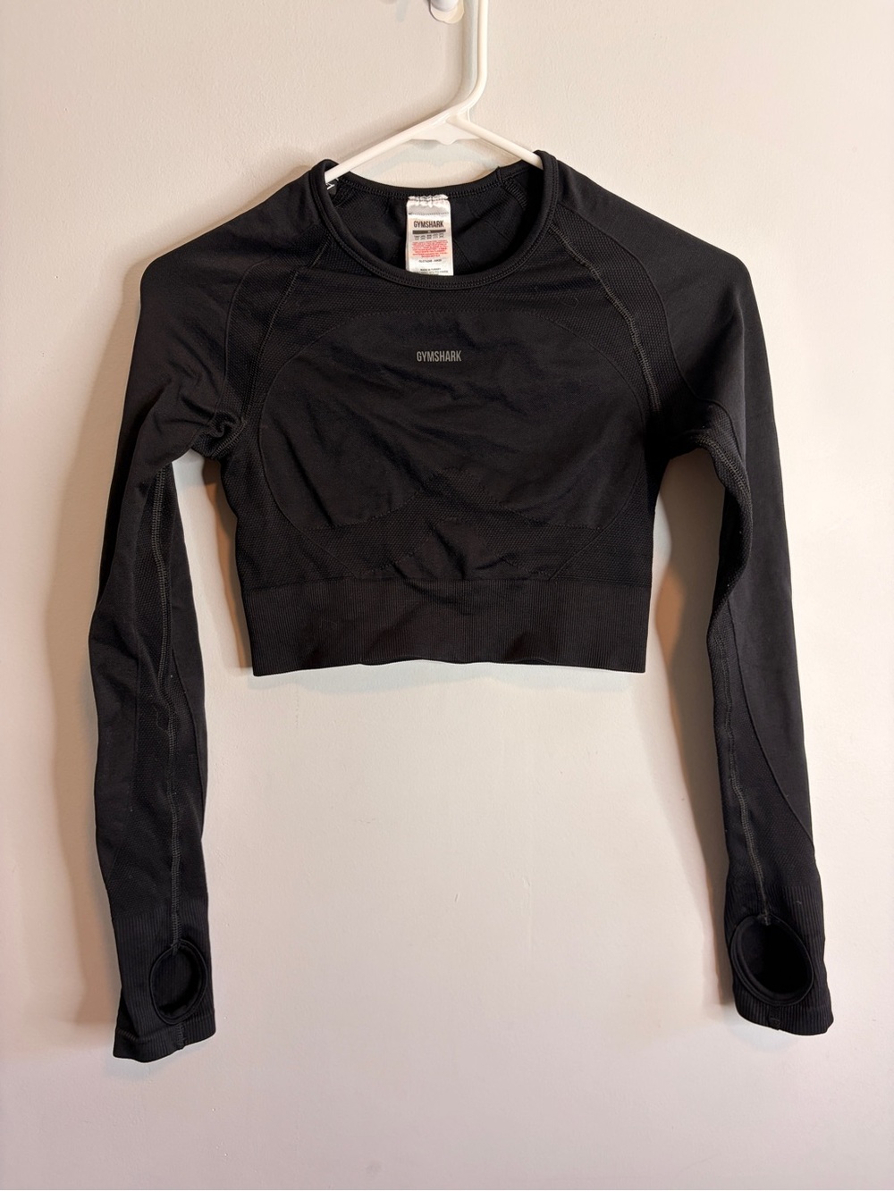 Gymshark Black Long Sleeve Seamless Crop Top with Thumbholes Small